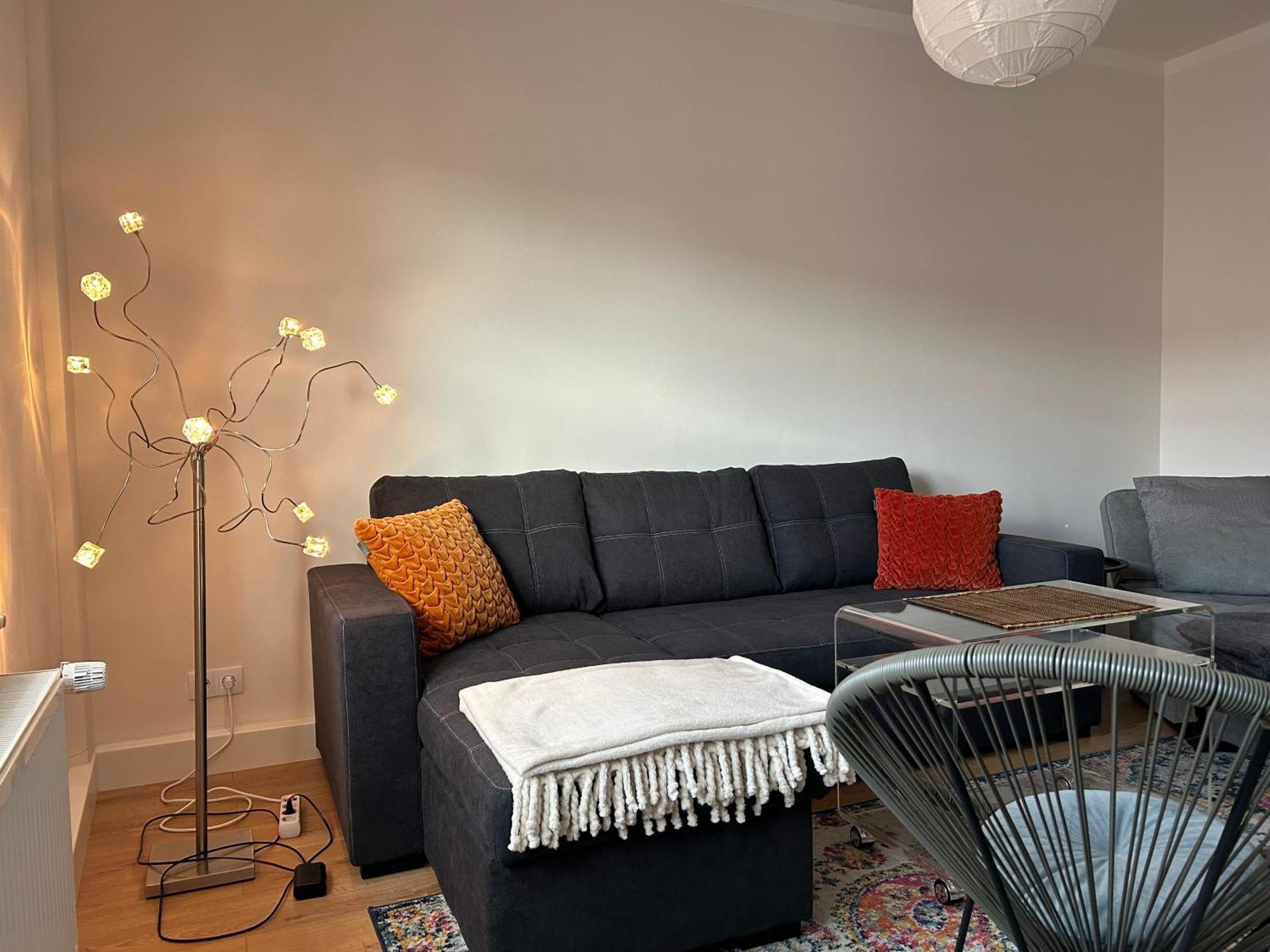 Schoene Neue 4 Zimmer Wohnung Mit Sued-Balkon Bis 8 Personen Naumburg  Zewnętrze zdjęcie
